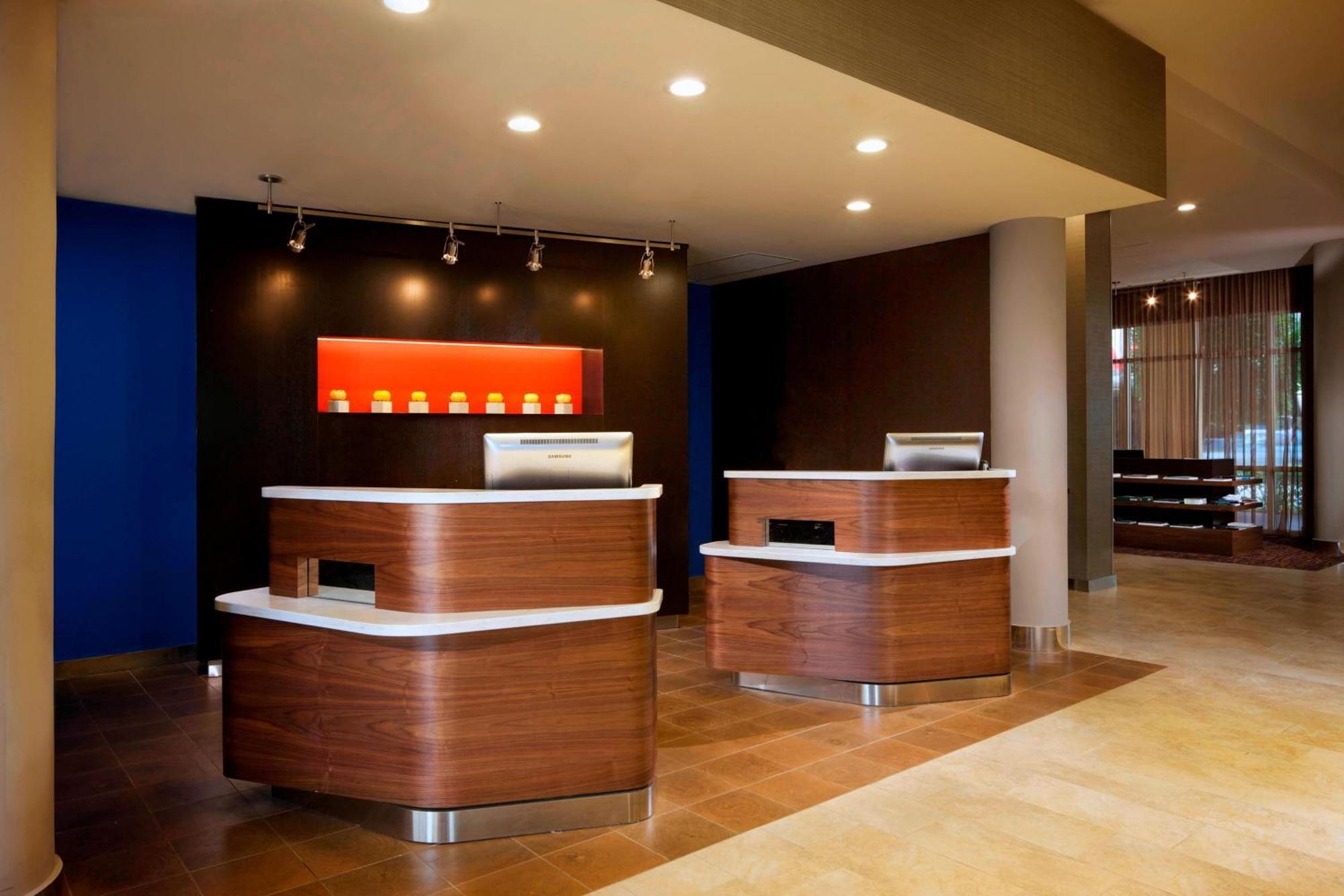 Hotel Courtyard Miami Dadeland Glenvar Heights Exterior foto
